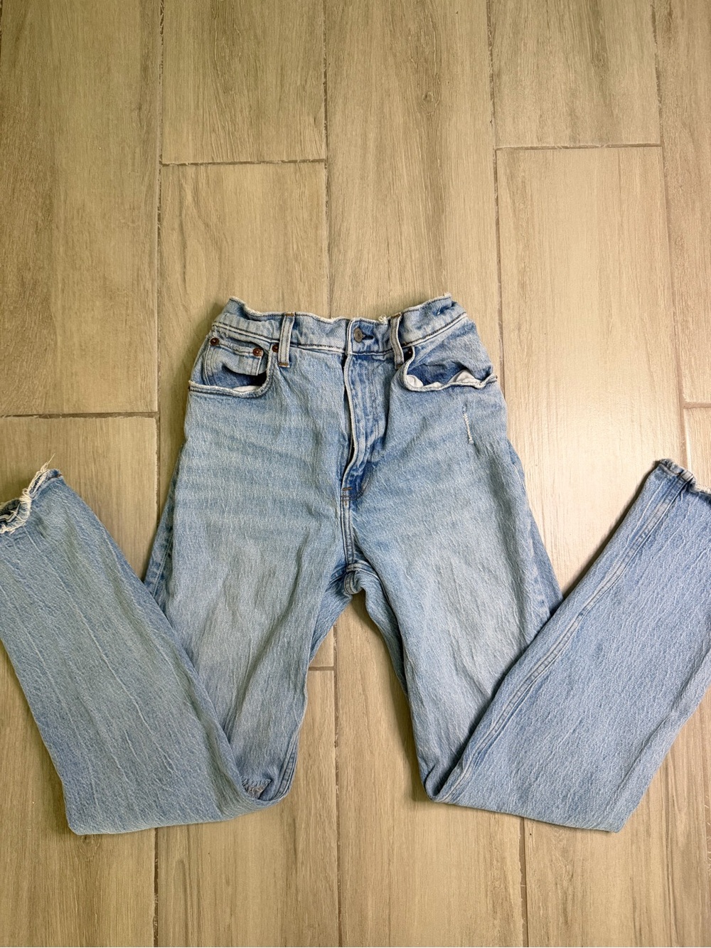 Abercrombie & Fitch 90s Straight Ultra High Rise Curve Love Blue Jeans